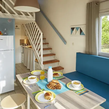 Village Vacances Le Petit Bec 2* Сент-Илер-де-Рье